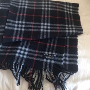 Authentic Burberry 100% Lambswool Plaid Scarf